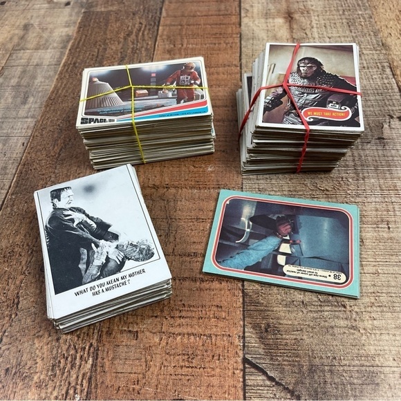 1974 Topps Bubble Gum Planet of the Apes Frankenstein Space: 1999 Trading Cards - Picture 2 of 16